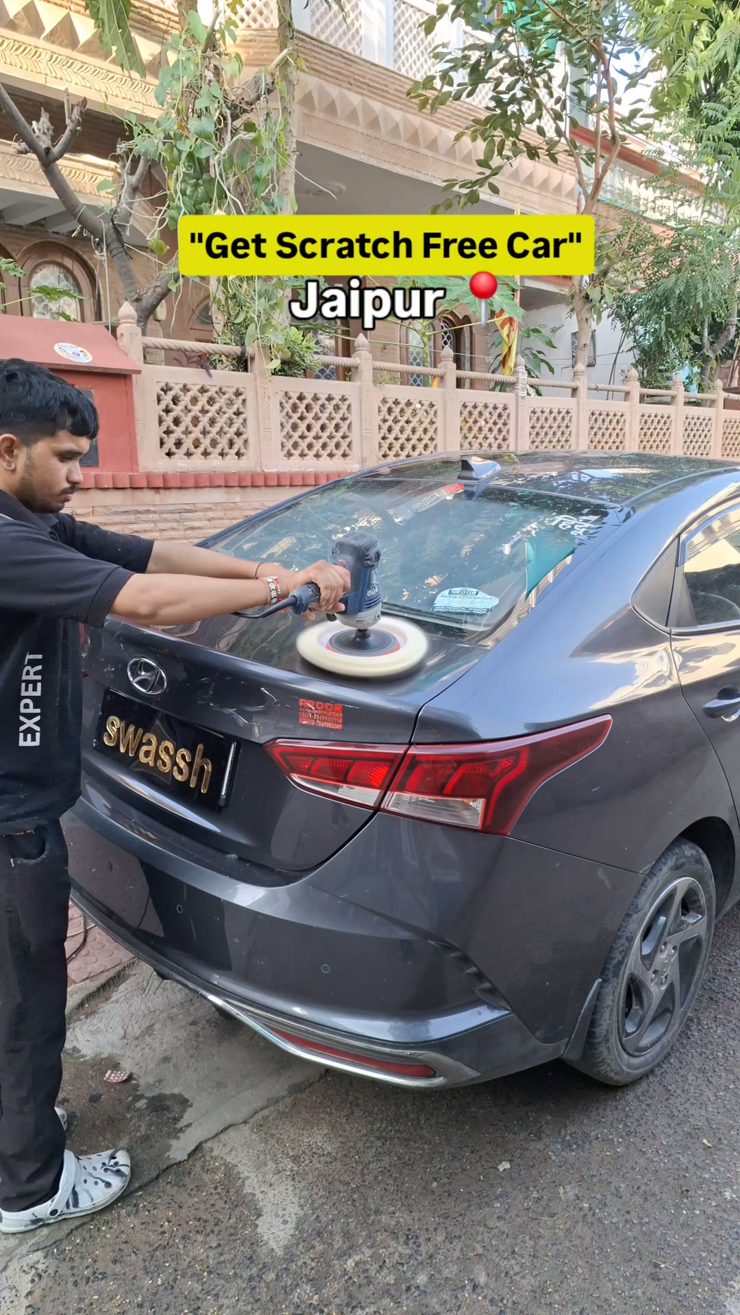 Swassh-Car Cleaning Services Facebook ad: Chat with us