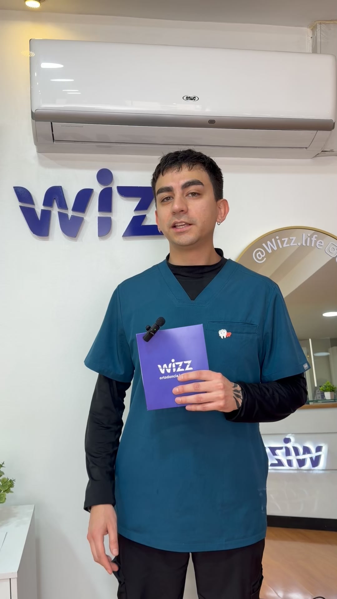 Wizz Chile Facebook ad: Corrige tu sonrisa con alineadores invisibles guiados por…