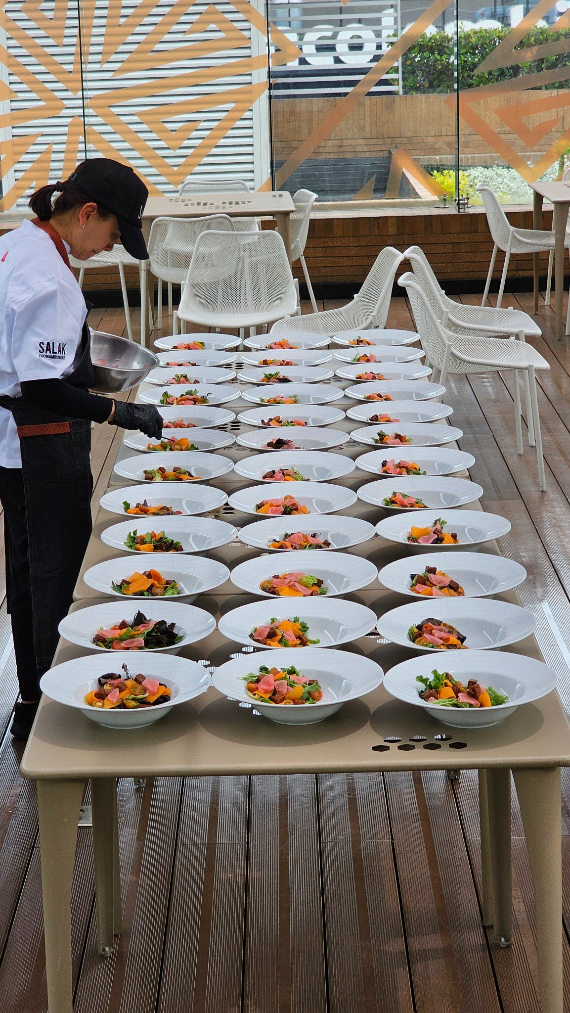 SALAK Catering-Eventos Facebook ad from Mar 6, 2025