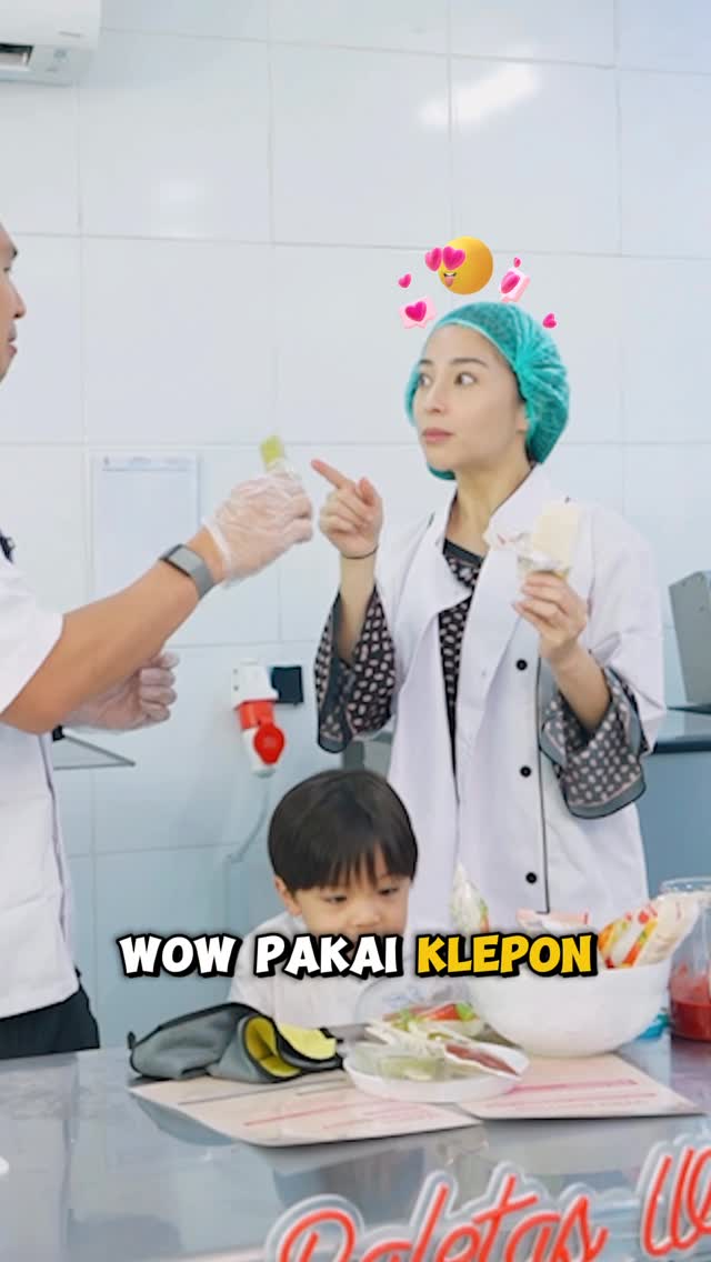 Paletas Wey Facebook ad: Kak @nikitawillyofficial94, kak @indpriw & Issa bikin es…