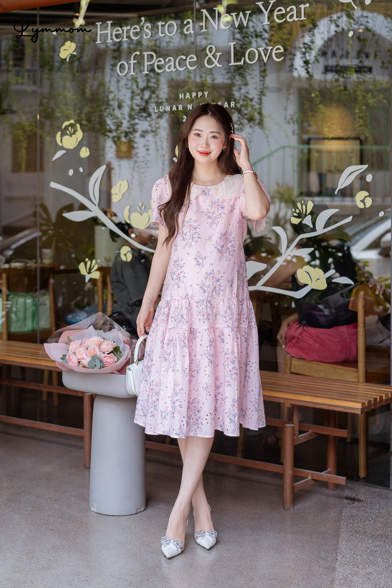 Đầm bầu Lymmom Facebook ad: Chiếc váy bầu hoa pastel nhẹ nhàng, phom…