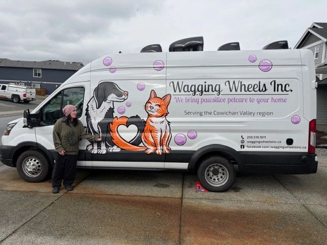 Wagging Wheels Inc. Facebook ad: Mobile Pet Grooming Service