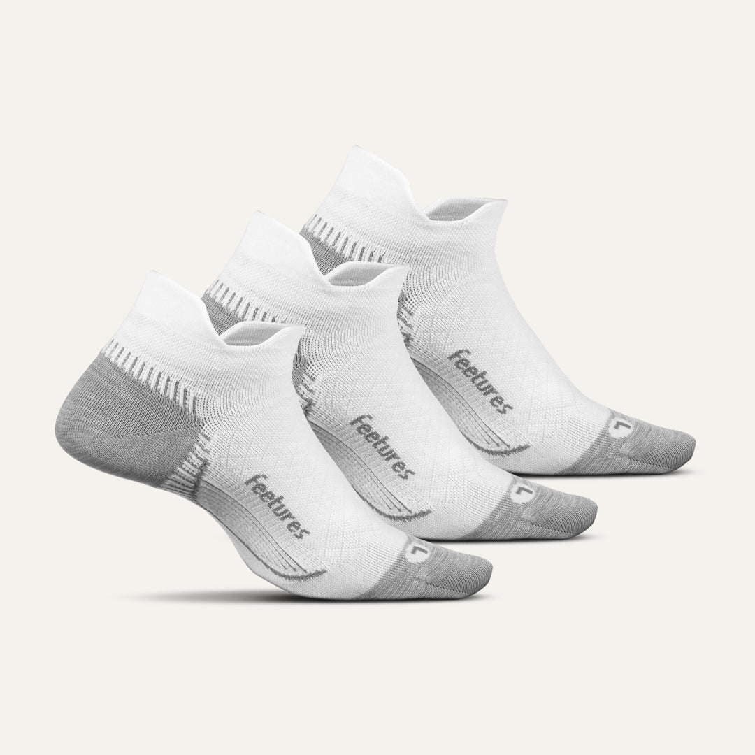 Feetures Facebook ad