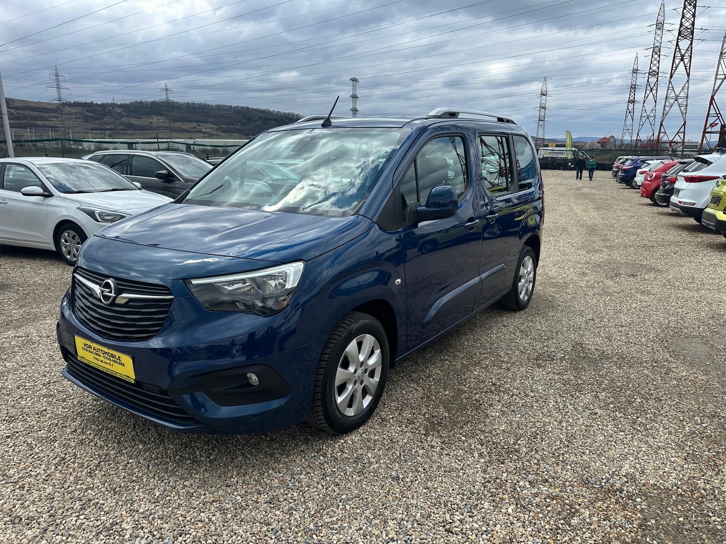HDR Automobile Facebook ad: Opel Combo 1.5 Turbo Diesel 2018, 5 Locuri