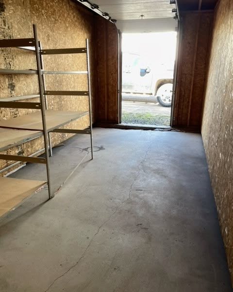 Riverside Storage Facebook ad: Warehouse For Rent