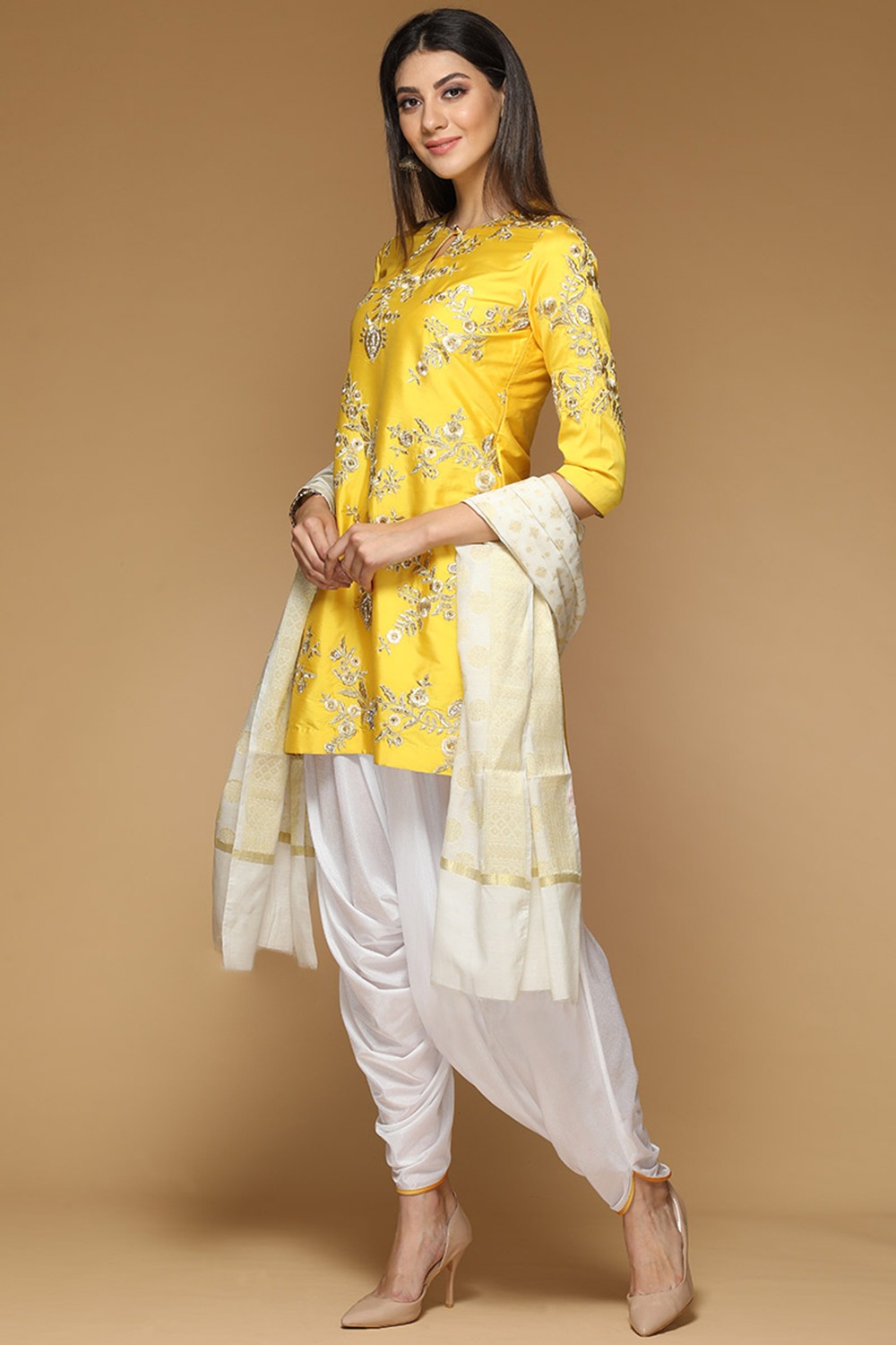 Andaaz Fashion Facebook ad