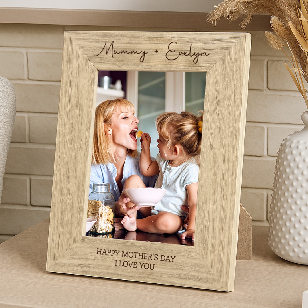 Personalised Gifts Shop Facebook ad