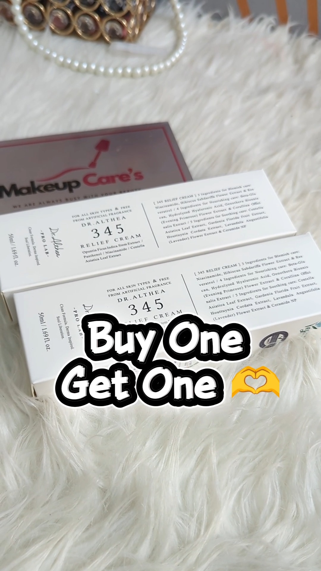 Makeup Care's Facebook ad: Buy 1 Get 1 FREE! মানে একটার দামে দুইটা!