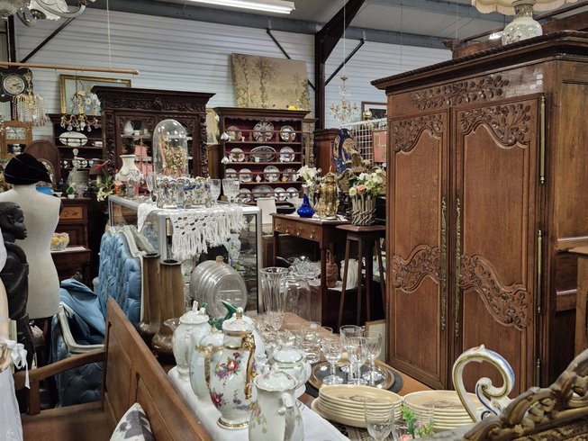 La Vie Brocante - Normandie Facebook ad: 7 Day The Collectors Week: A Normandy Brocante Escape in…