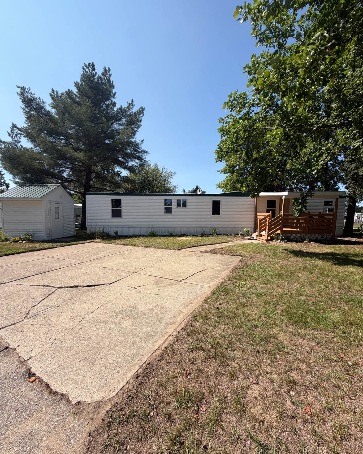 Justin Clayton Facebook ad: 2 Beds 1 Bath House