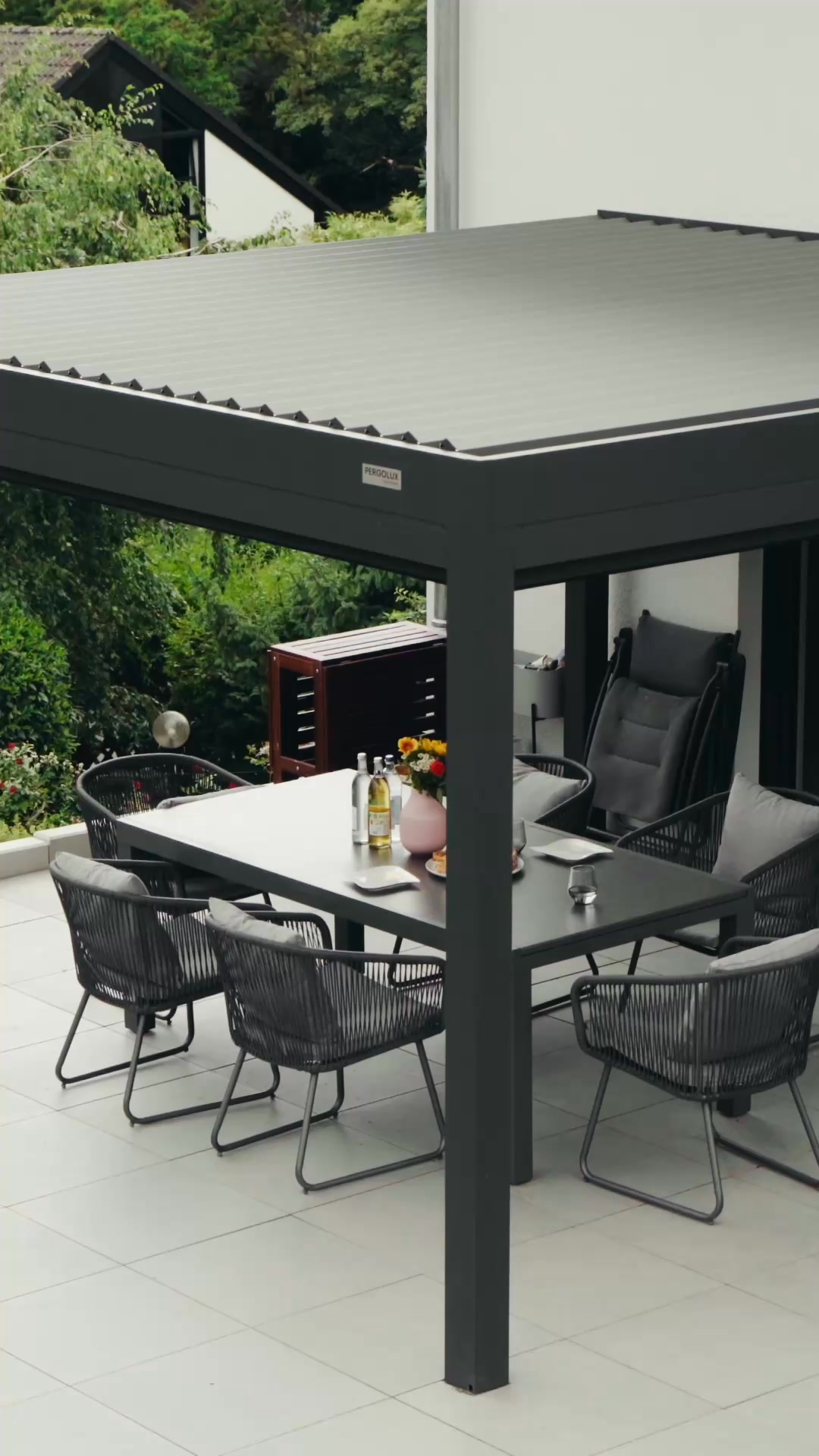 pergolux.au Facebook ad: Transform Your Outdoor Space Today