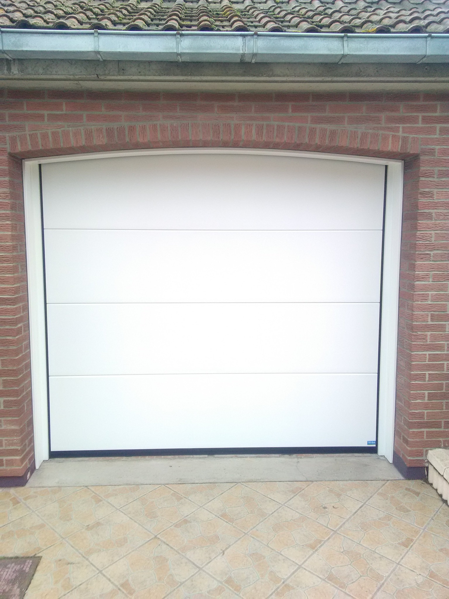 Ostium Habitat - TRYBA Compiègne, Crépy en Valois et Roye Facebook ad: Vous souhaitez changer votre porte de garage?