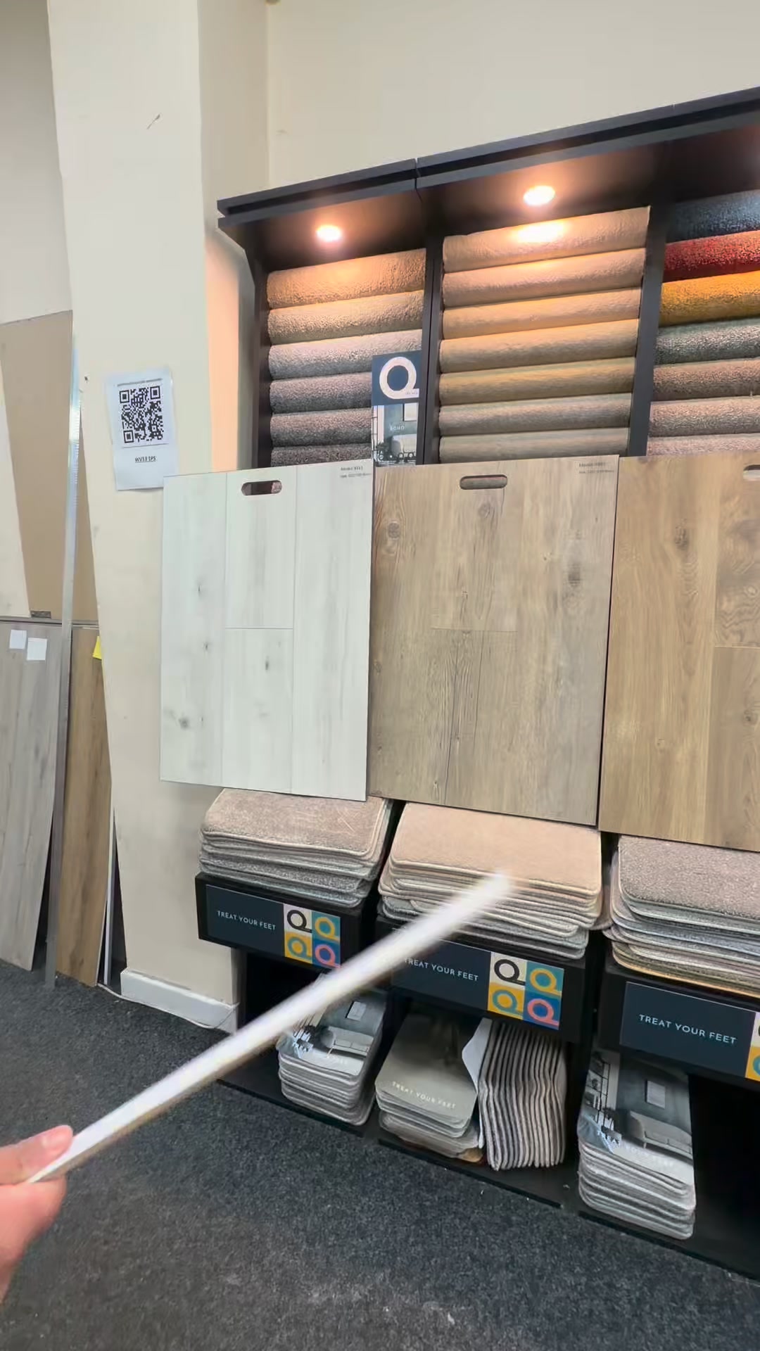 laminatedepot.co.uk Facebook ad: Very Limited Stock | Grab the Offer Now