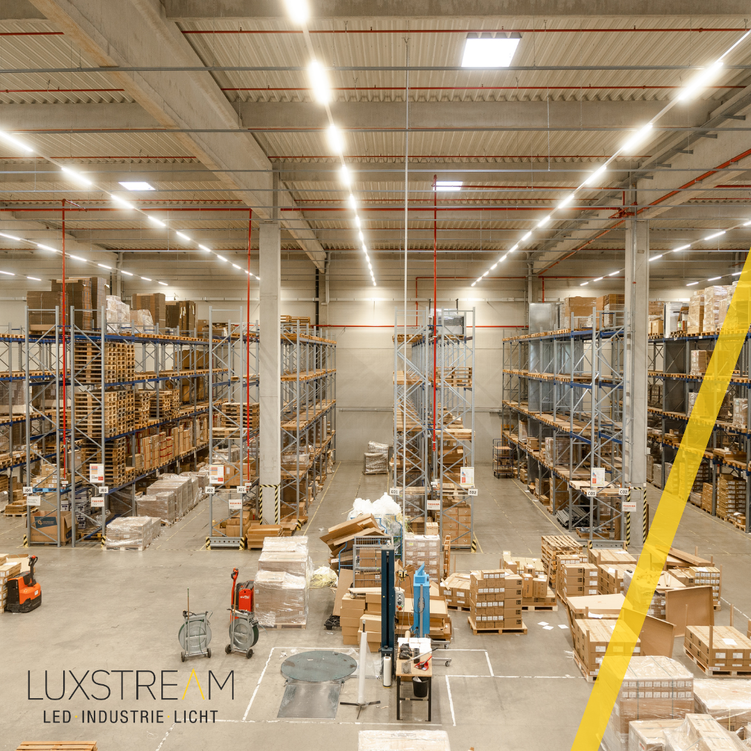 Luxstream GmbH Facebook ad: Optimieren Sie jetzt Ihre Hallenbeleuchtung