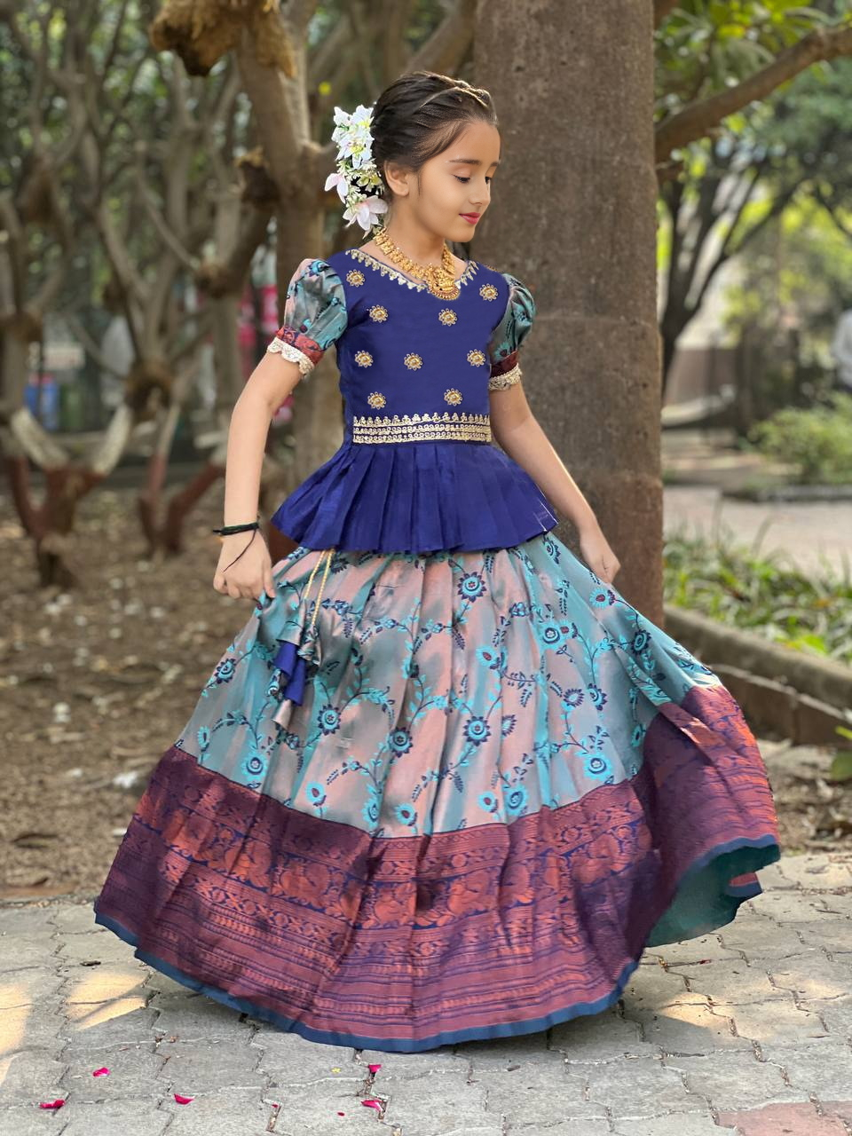 Kavija Facebook ad: Cash on Delivery Available