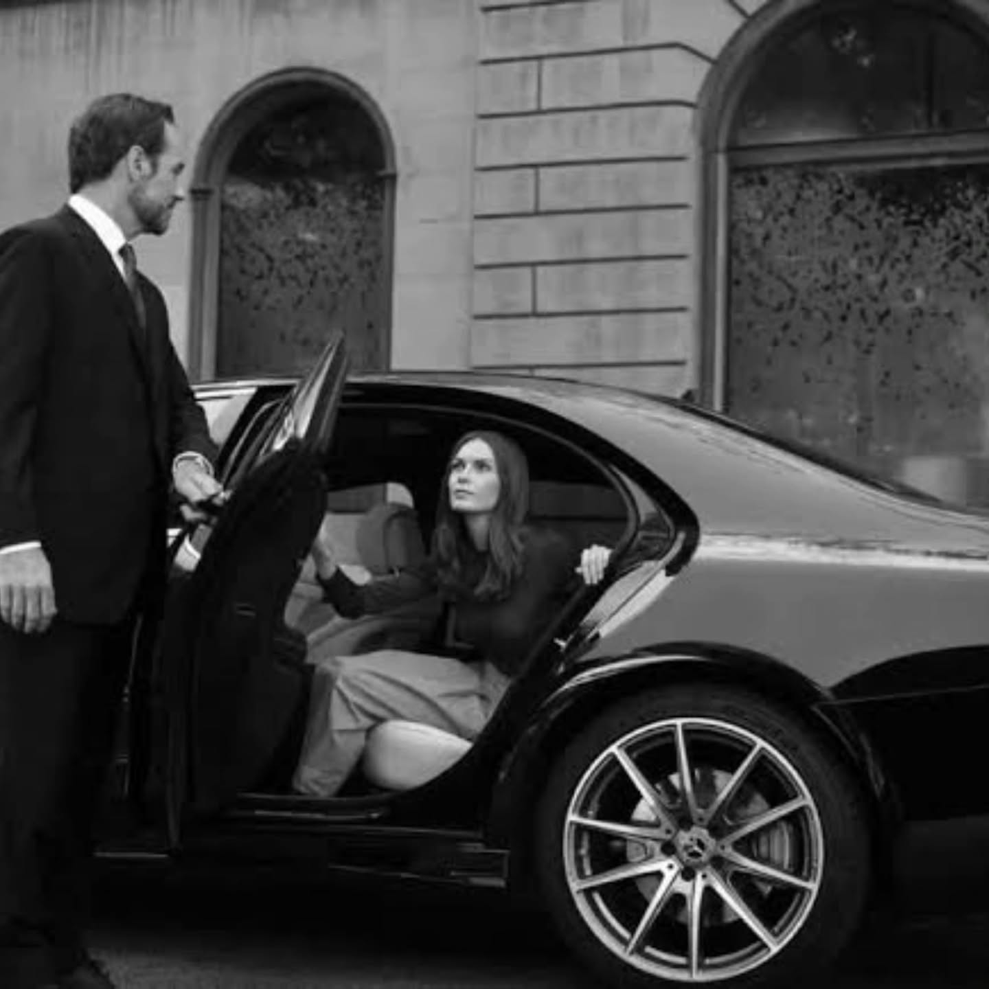 Luxury Transport Group Facebook ad