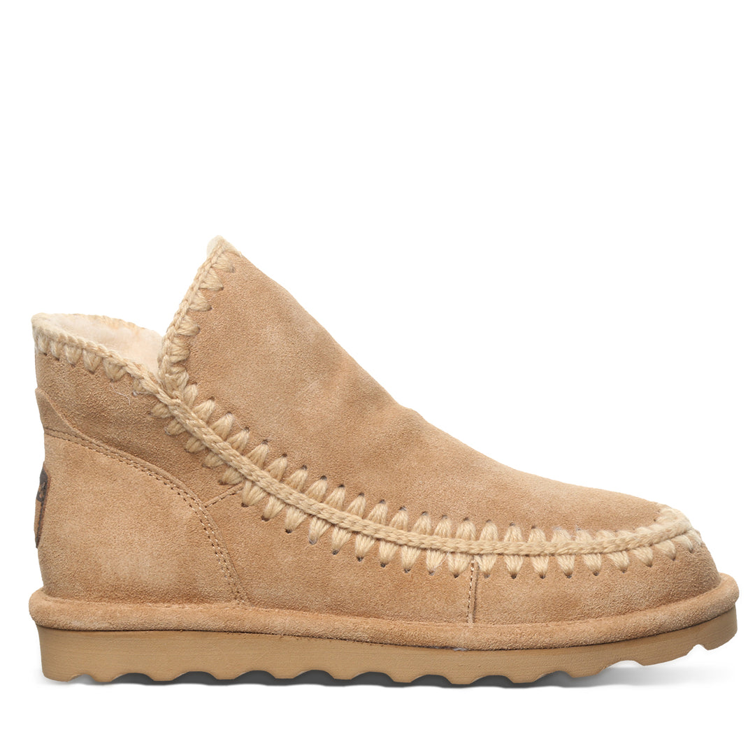 BEARPAW Facebook ad