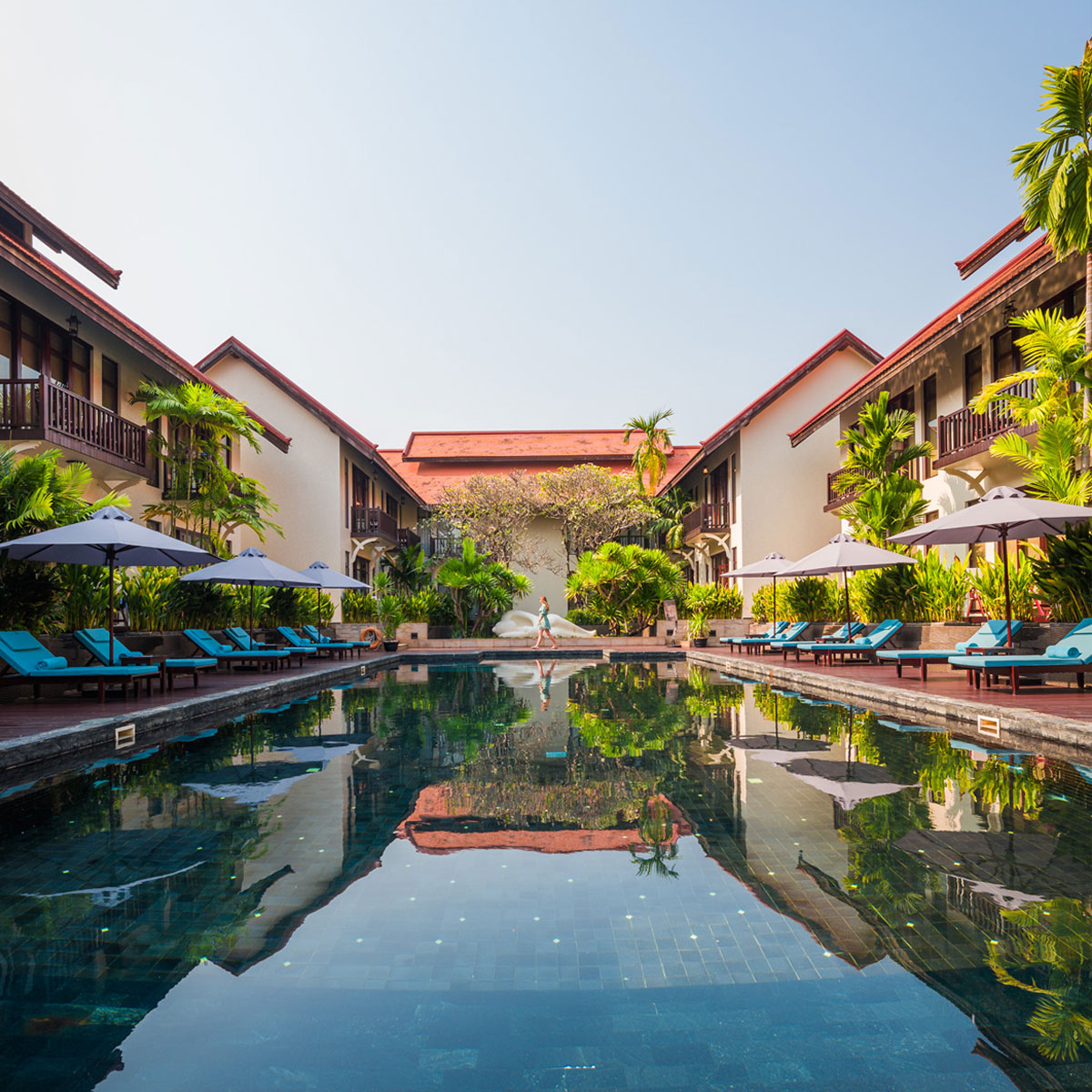 Anantara Angkor Resort Facebook ad: Escape to timeless luxury in Siem Reap.