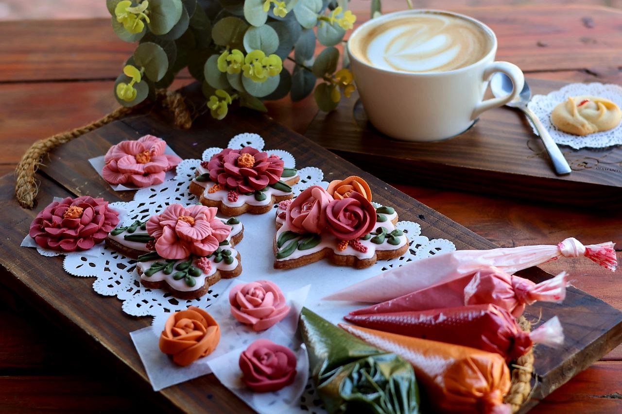 Komma Koek en Koffie Facebook ad: Royal Icing @ R100