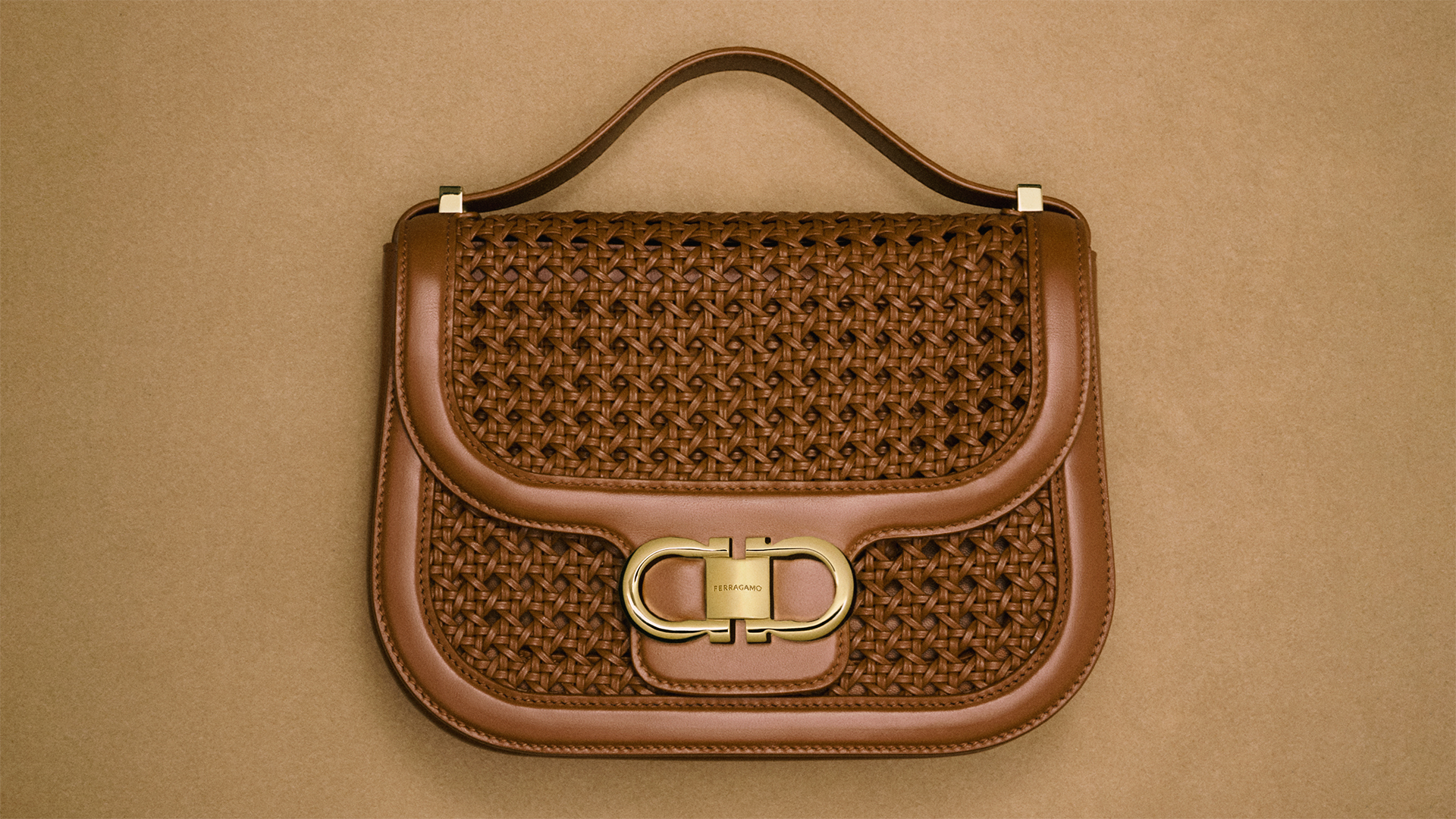 FERRAGAMO Facebook ad