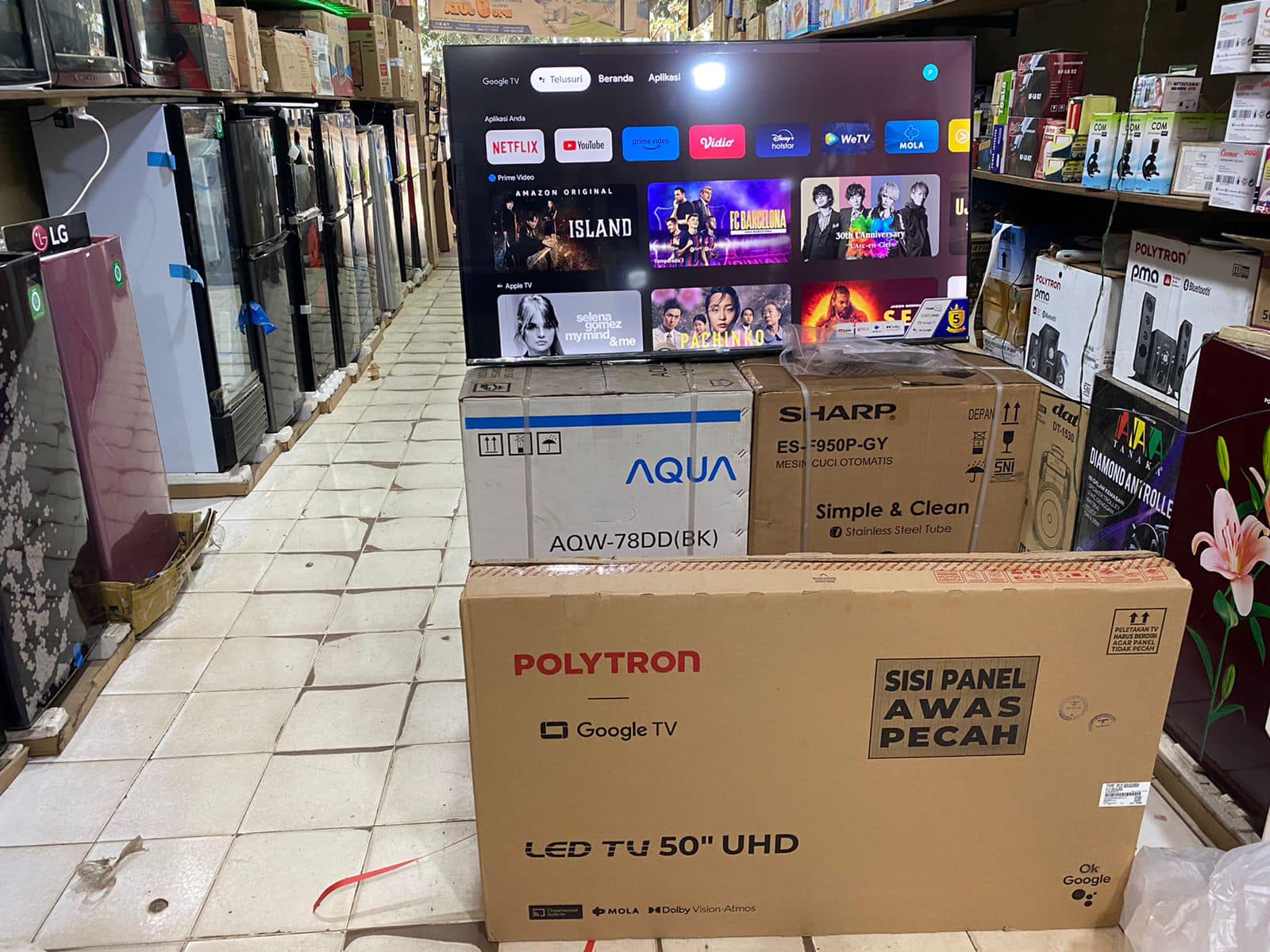 JN Elektronik Palembang Facebook ad: AGUSTUS CERIA DAPATKAN PROMO MENARIK
