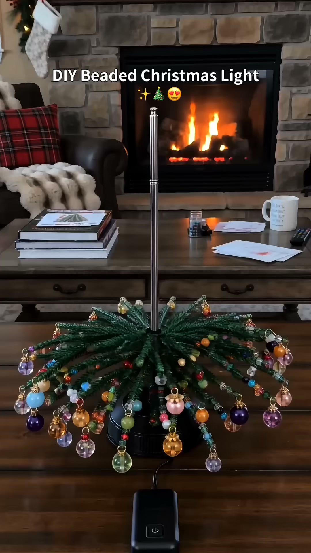 Giftsforlover-US Facebook ad: Create Your Own Holiday Magic-By Hand!