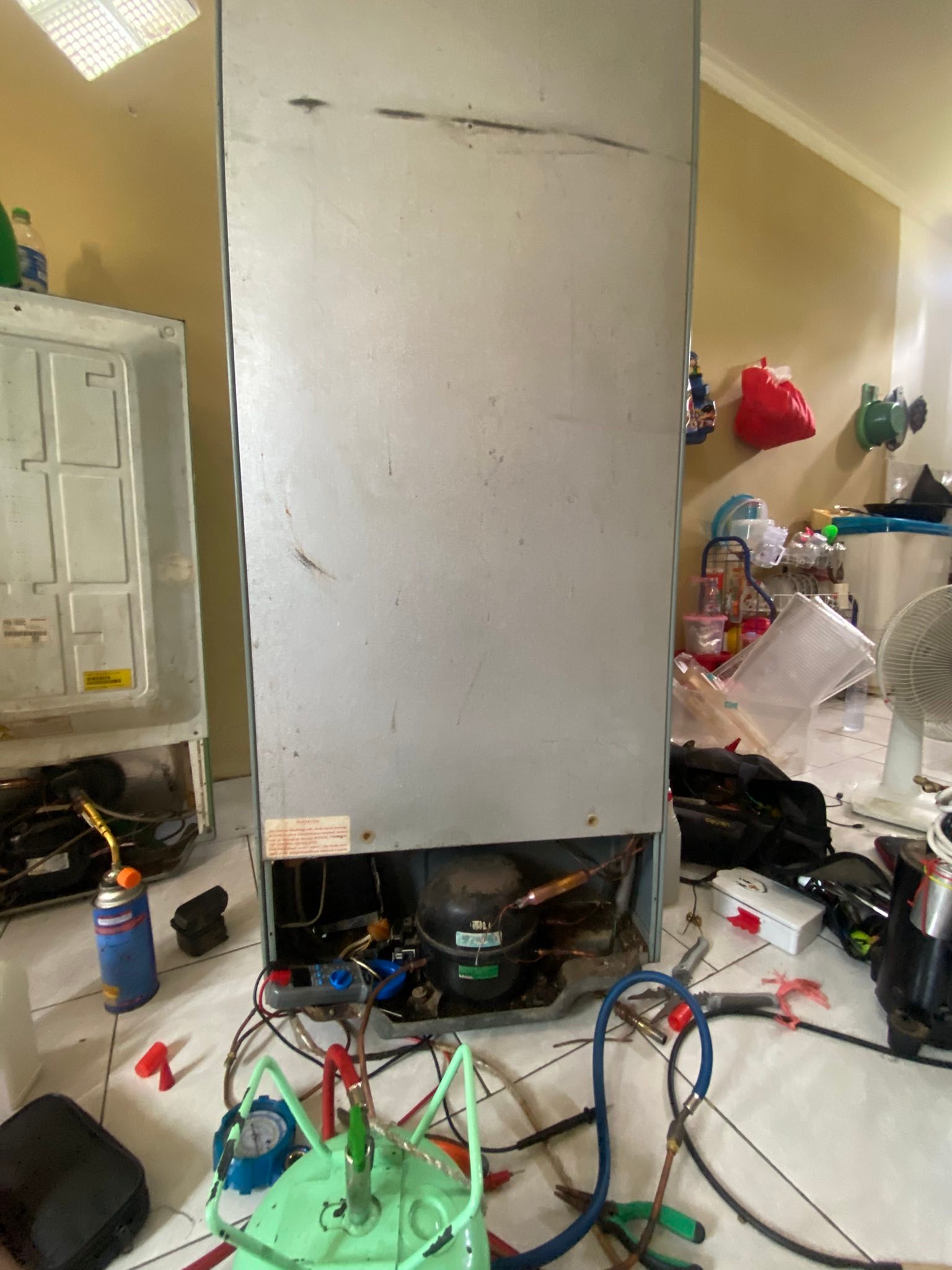 Riyan N Facebook ad: Kami melayani service elektronik untuk kebutuhan rumah…
