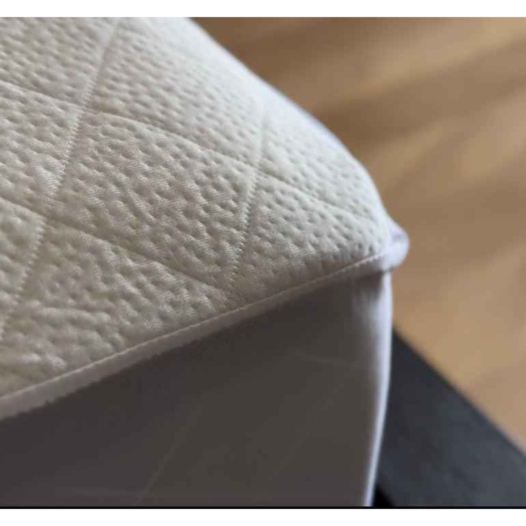 Austin Linen Facebook ad
