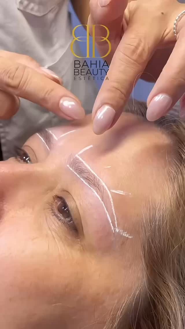 Bahía Beauty Facebook ad: En este video les mostramos cómo transformamos una…