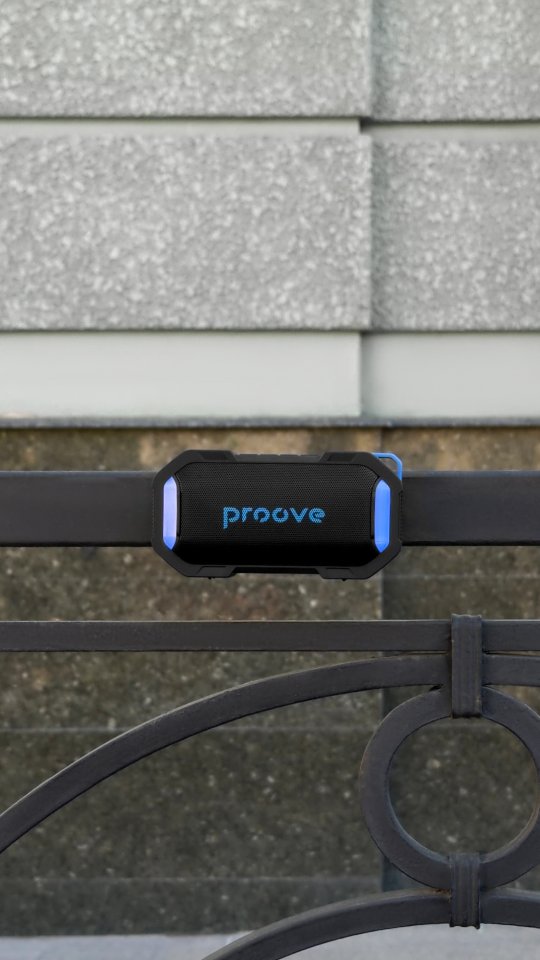 Proove Global Facebook ad: Don’t leave music at home!