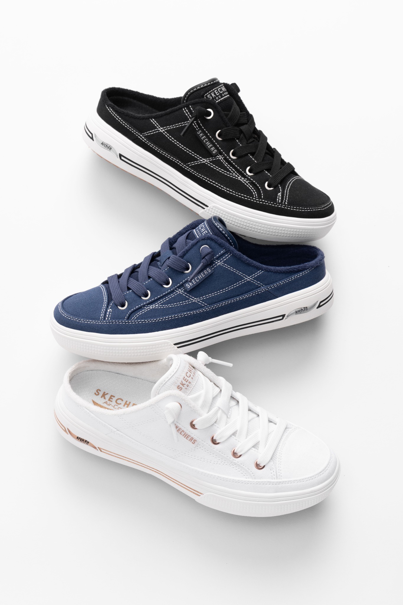 SKECHERS Facebook ad