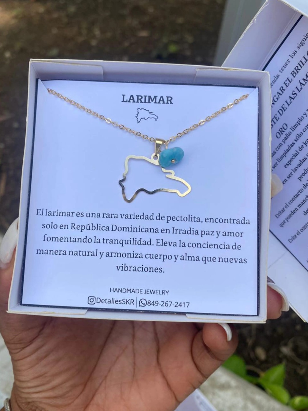 Detalles SKR Facebook ad: ¡Cliente feliz y nosotros más aún!