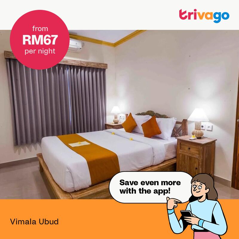 trivago Facebook ad: Get the app on trivago.