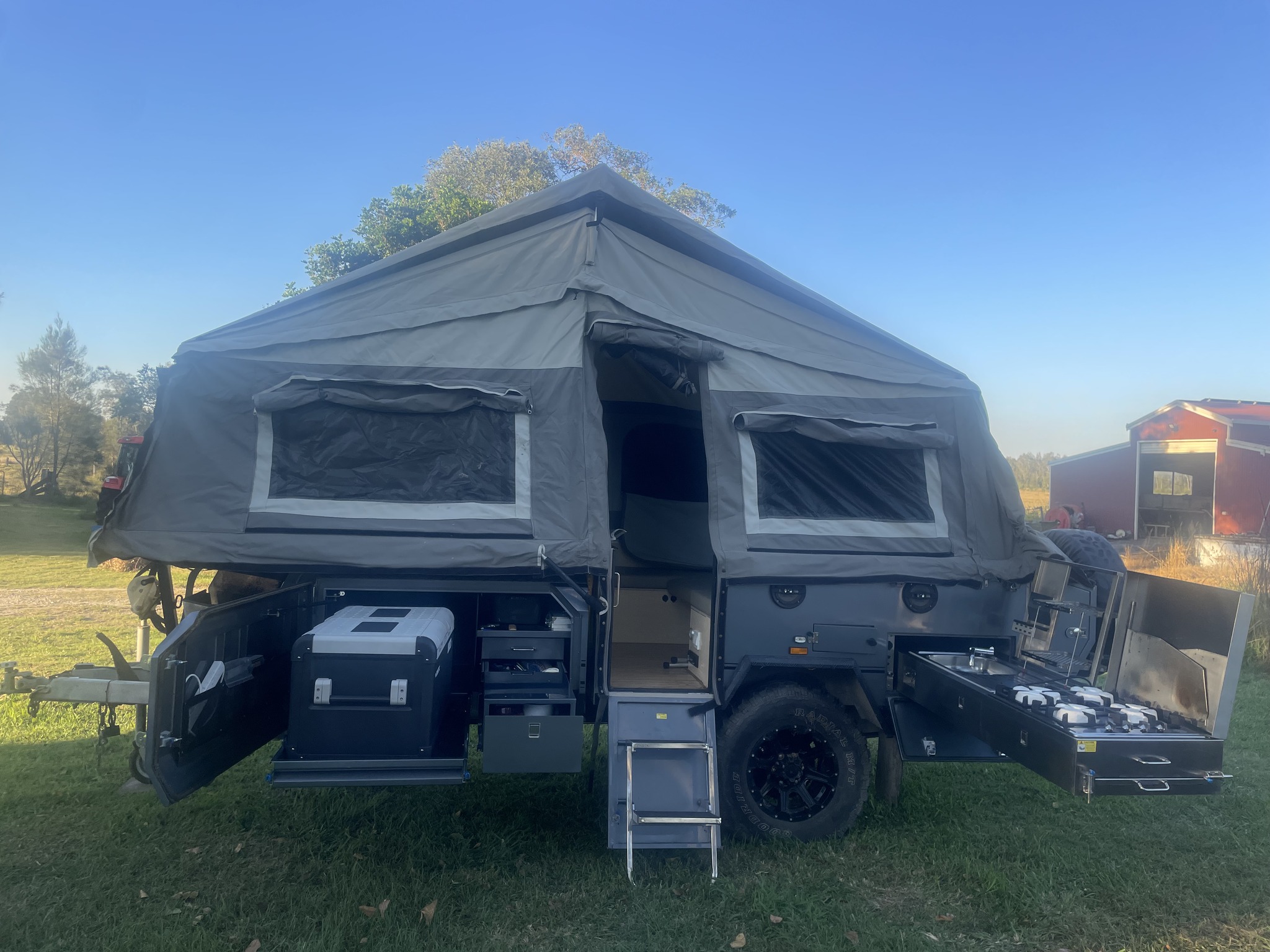 Rob Laurie Facebook ad: Camper Trailer 2019 Ezytrail Stirling GT MK2 Forward Fold