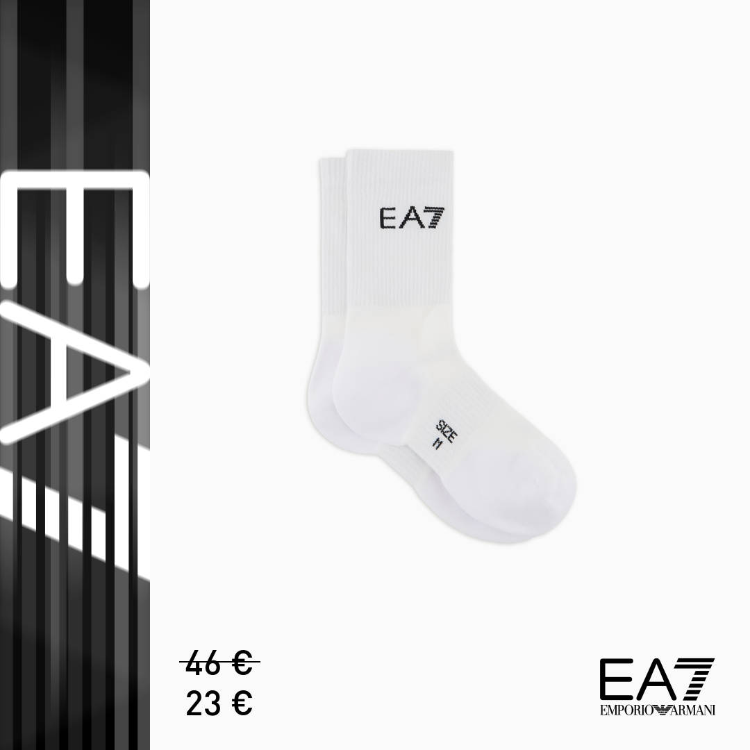 Emporio Armani Facebook ad: Machen Sie eine gute Figur mit EA7.