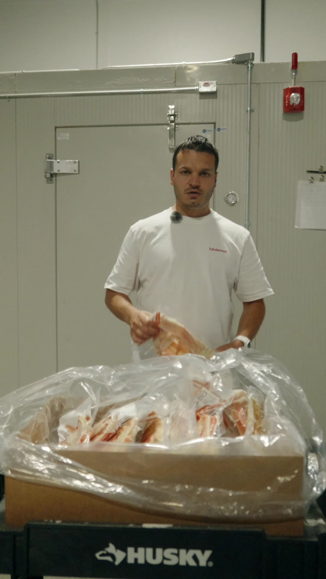 PrimeFish Seafood Co. Facebook ad: MEET THE EASIER CRAB LEG