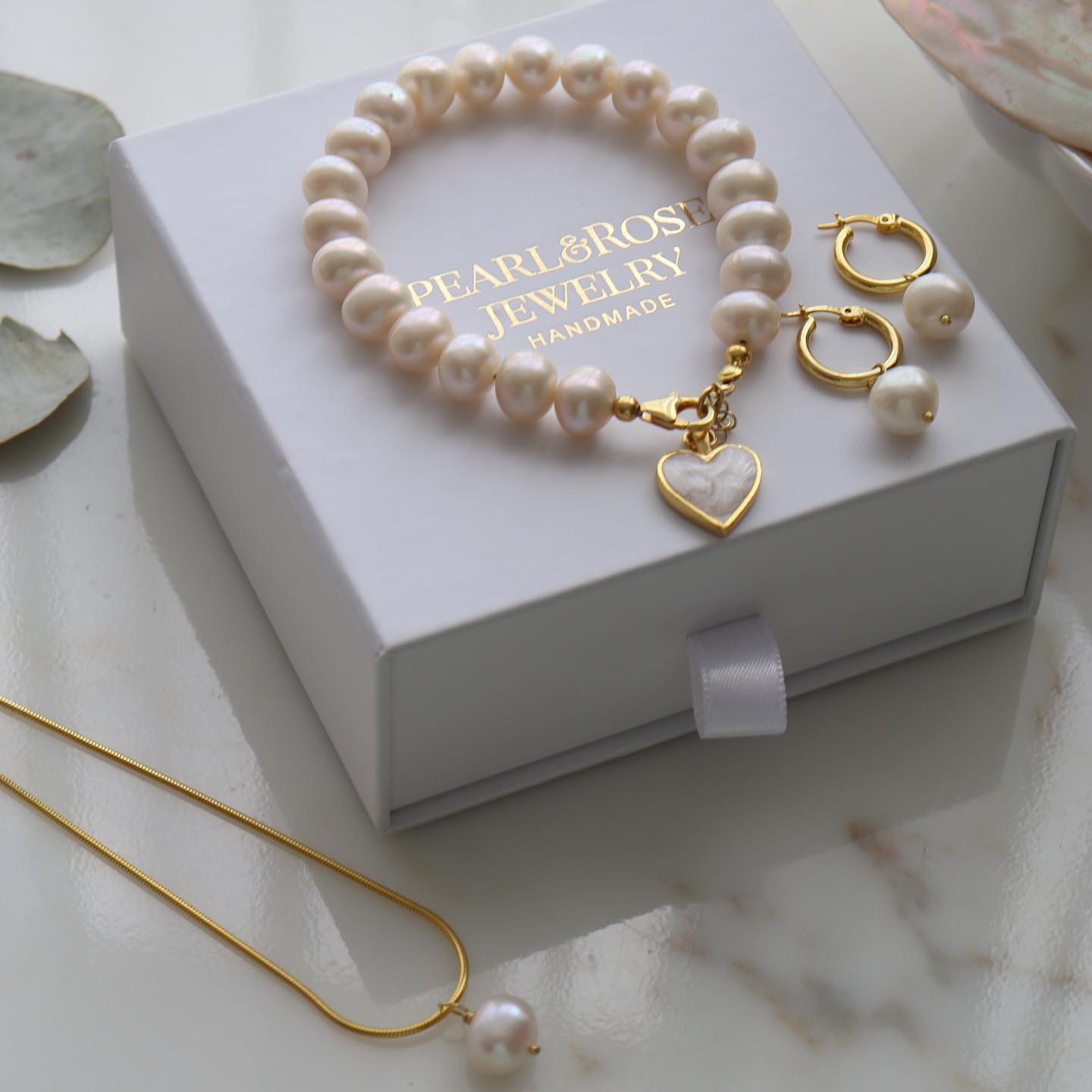 Pearlandrose.je Facebook ad