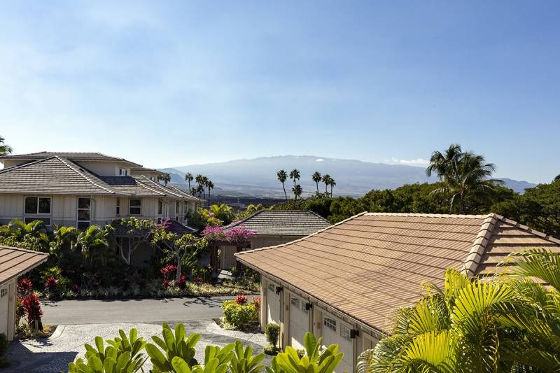 Hawaii Life Real Estate Brokers Facebook ad