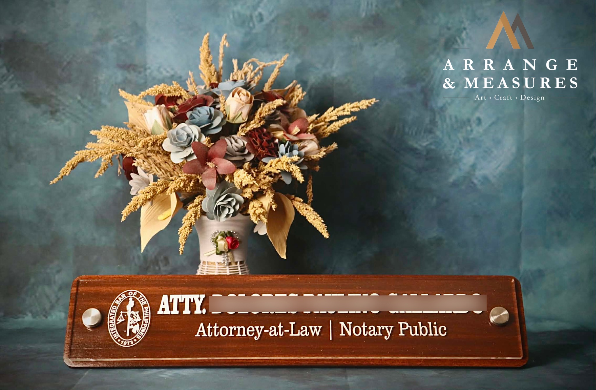 Arrange & Measures Facebook ad: Looking for a way to make your desk…