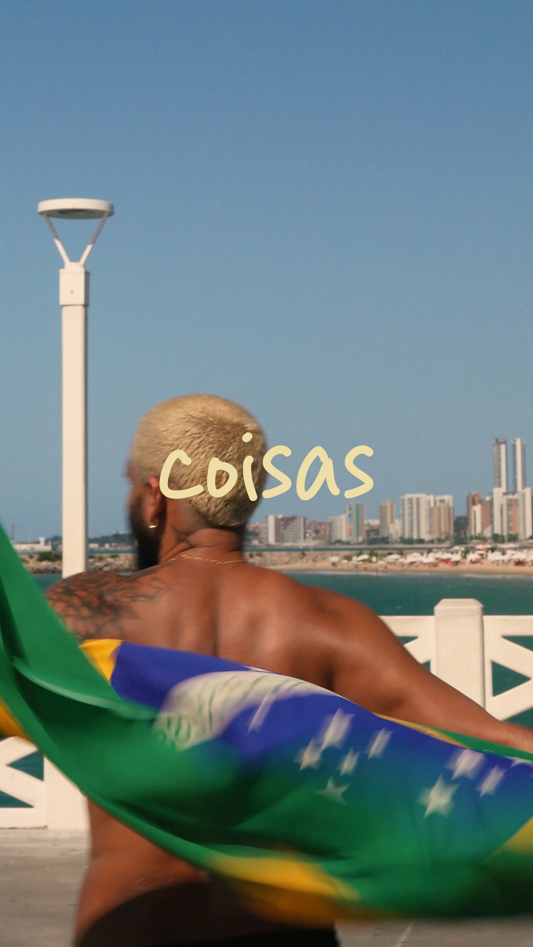 Airbnb Facebook ad: Feriado Liberado