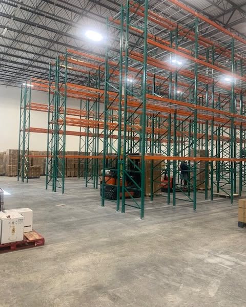 Mauro Duque Facebook ad: Warehouse Pallet Racking, New & Used, SC