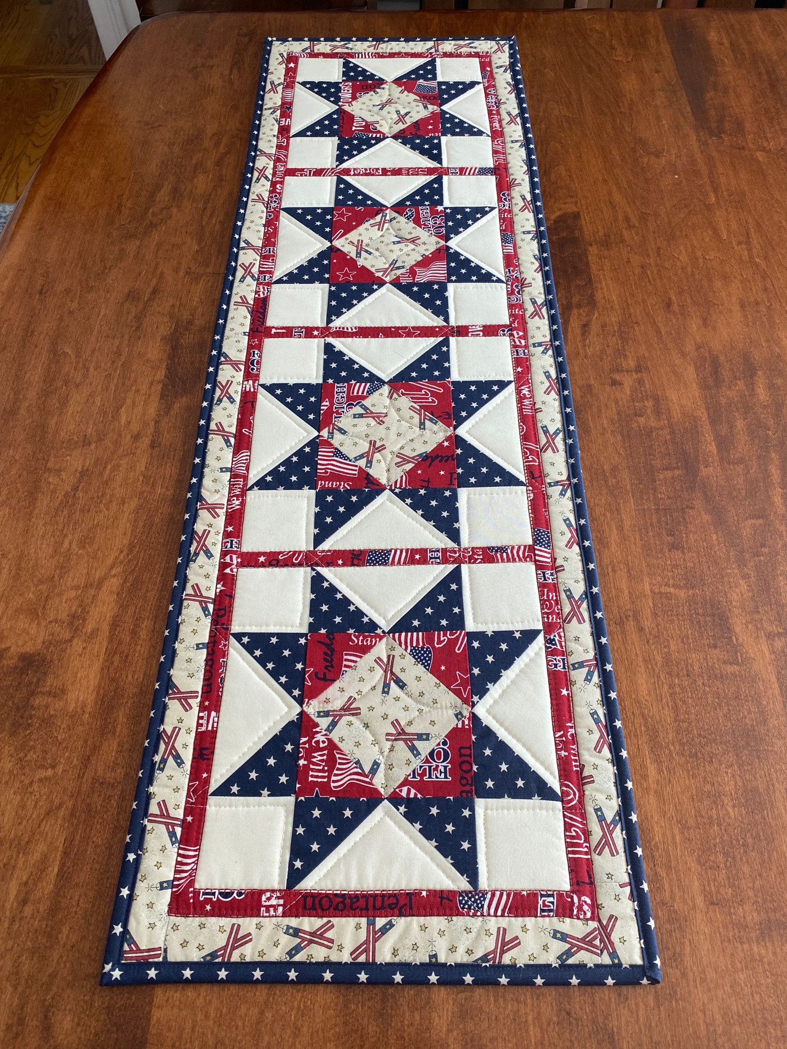Heartland Quiltery Facebook ad: I am a lifelong seamstress who designs quilting…