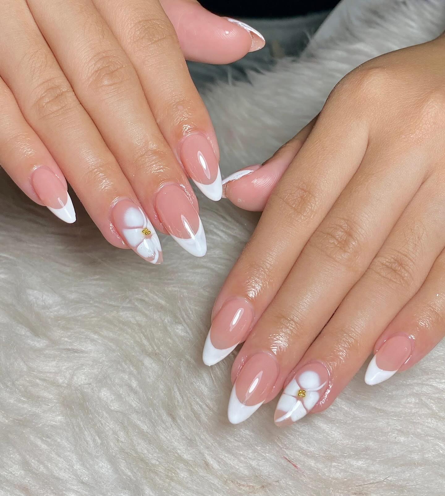 Nailart studio noida Facebook ad: 799/-Extention Book your appointment or visit us