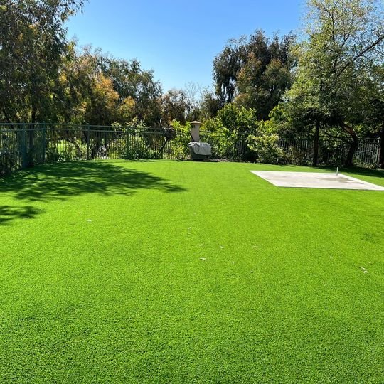 Verdigrass Turf Facebook ad: Artificial Turf Starting at 0.99!