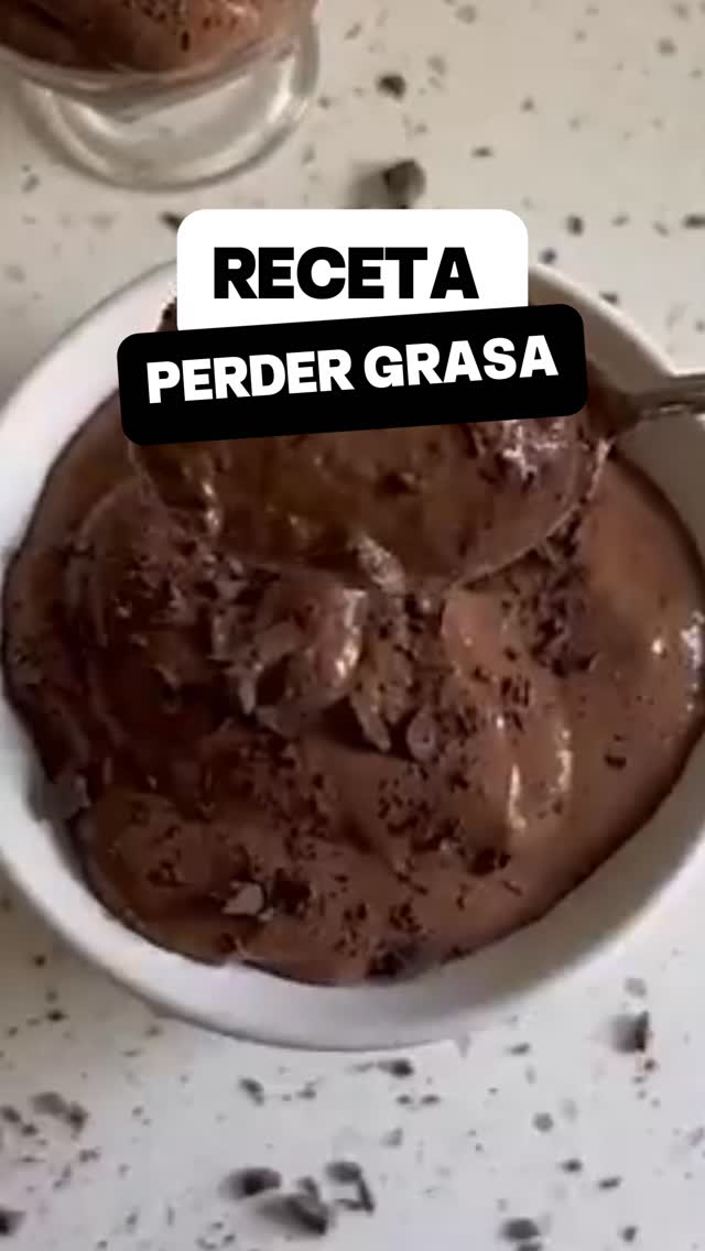 Transfórmate La Vida Oficial Facebook ad: Mousse de chocolate saludable con 4 ingredientes