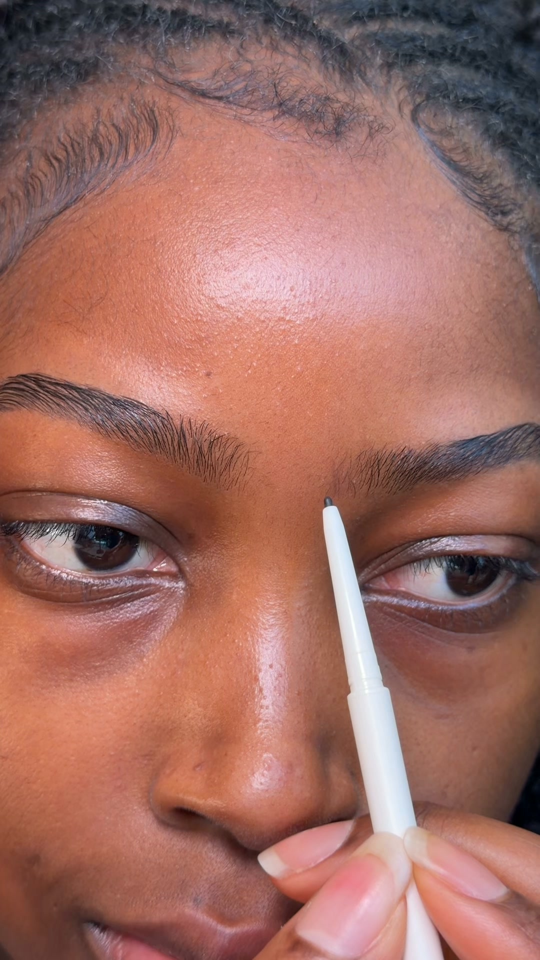 Uklash Facebook ad: Naturally Fuller Brows, Made Easy