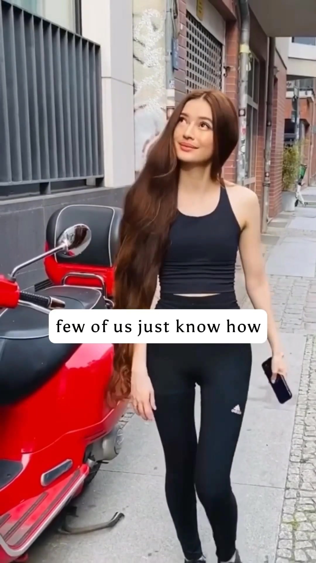 Sarah Tran Facebook ad: Join the 14 Day Haircare Challenge