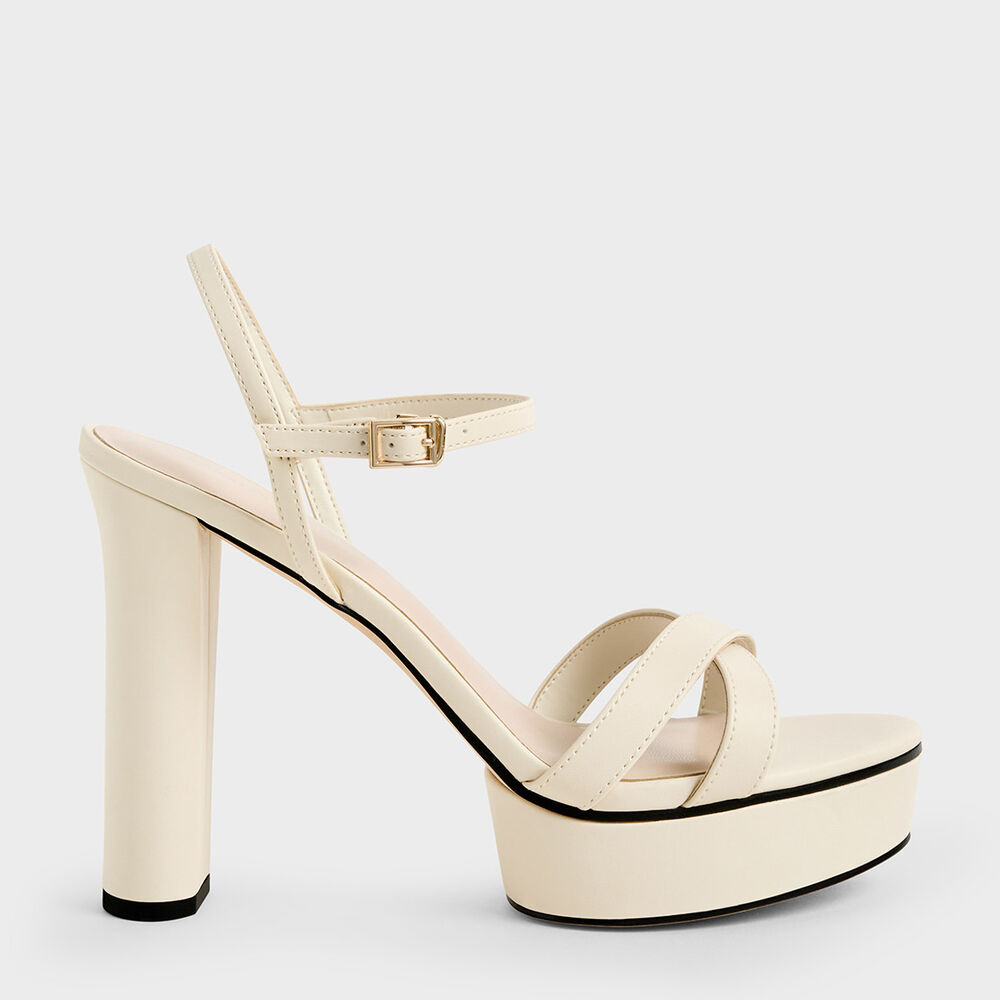 CHARLES & KEITH Facebook ad: Make a statement with every carry-elegant or bold…
