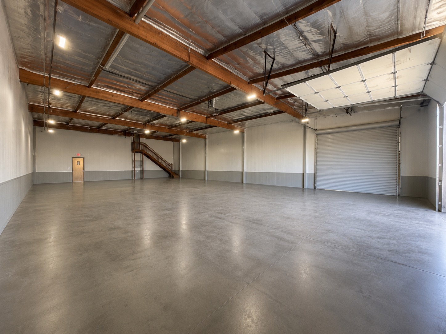 Bradon Wilson Facebook ad: WAREHOUSE W/ PRIVATE YARD & TRUCK WELL (Airhaven…