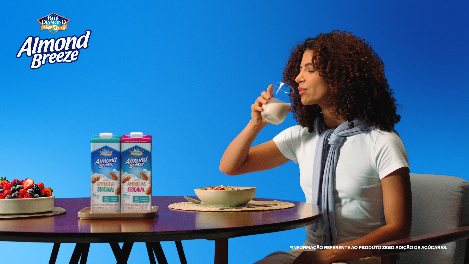 Almond Breeze Brasil Facebook ad: Experimente Almond Breeze